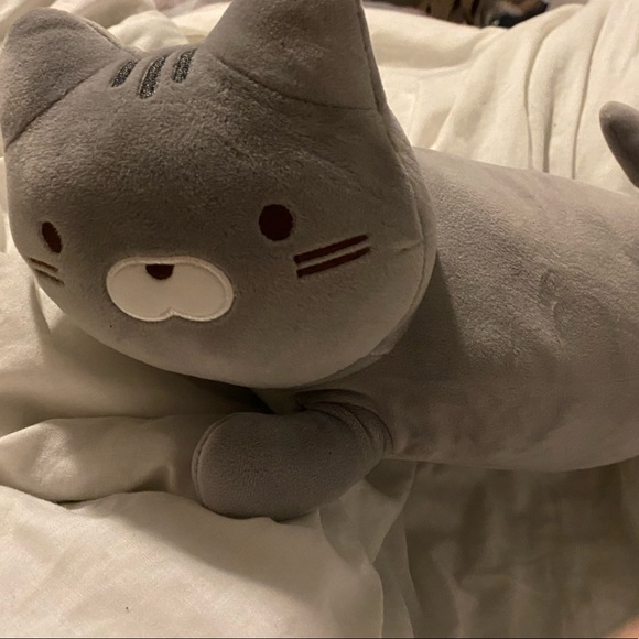 Cat stuffed animal - Picture 1 of 1